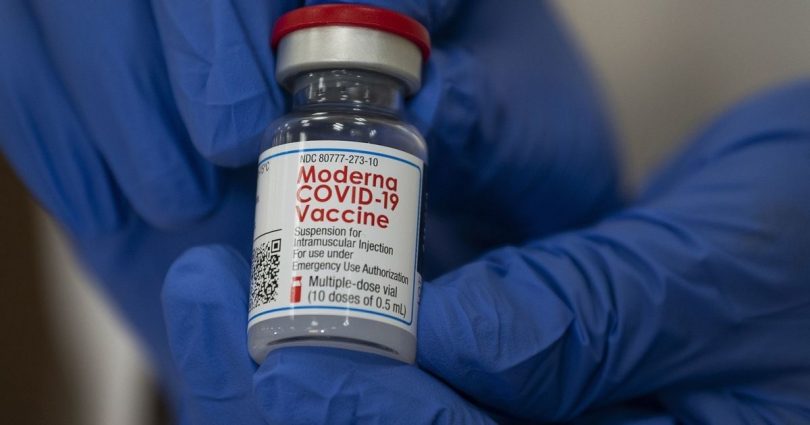 Moderna dit que le tir COVID mis à jour renforce la protection omicron