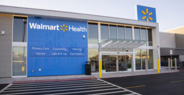 Walmart Health ajoute 28 centres et s'étend au Missouri, en Arizona