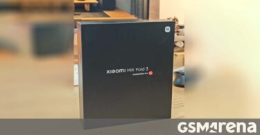 Xiaomi Mix Fold 3 images and packaging details leak