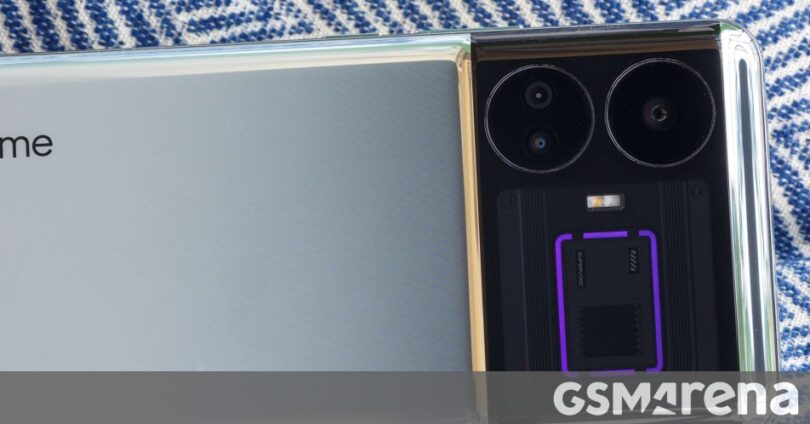 Realme GT5 240W unboxing - GSMArena.com news