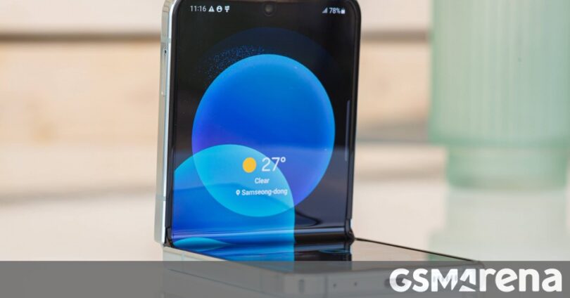 Samsung Galaxy Z Flip6's foldable screen to have a smaller crease